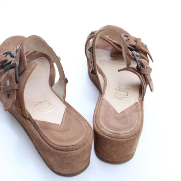 KLIK platform studded sandals - Picture 11 of 11